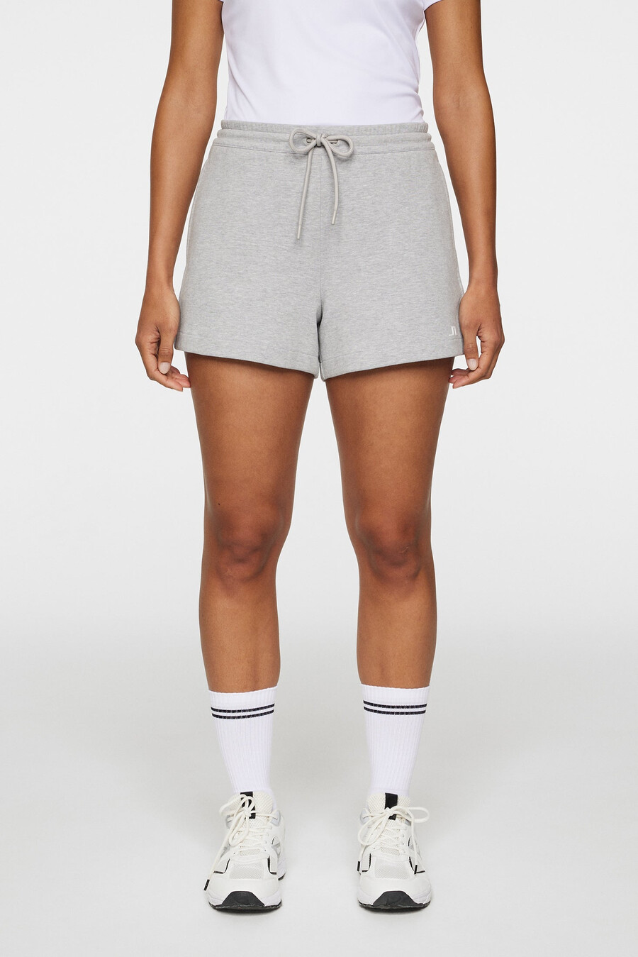 shorts de moletom mikki
