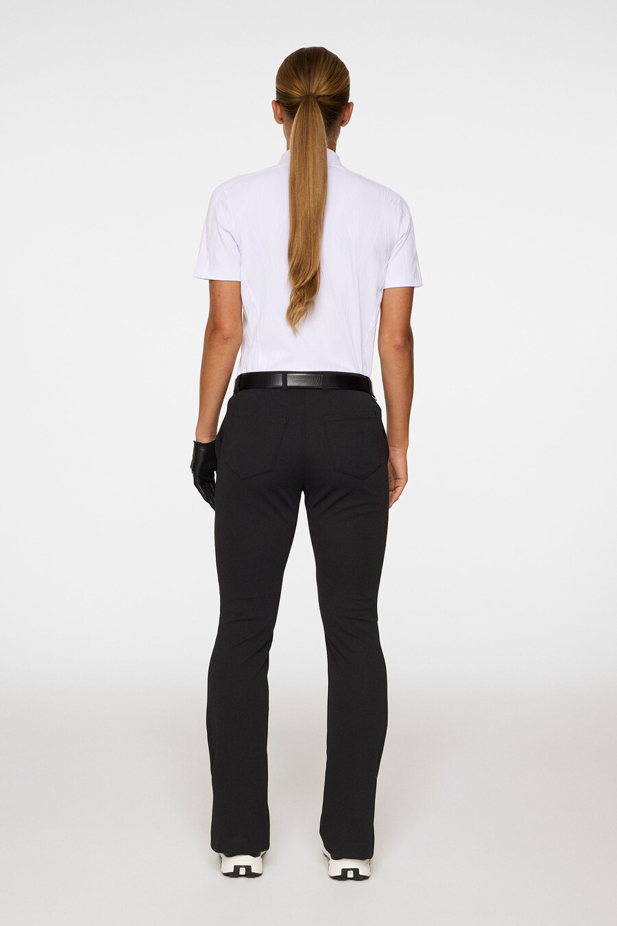 calça boca de sino